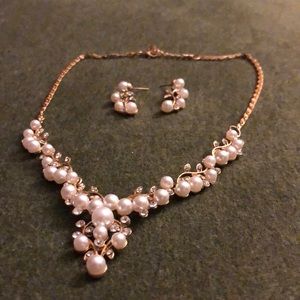 Prom/HoCo Necklace & Earrings✨